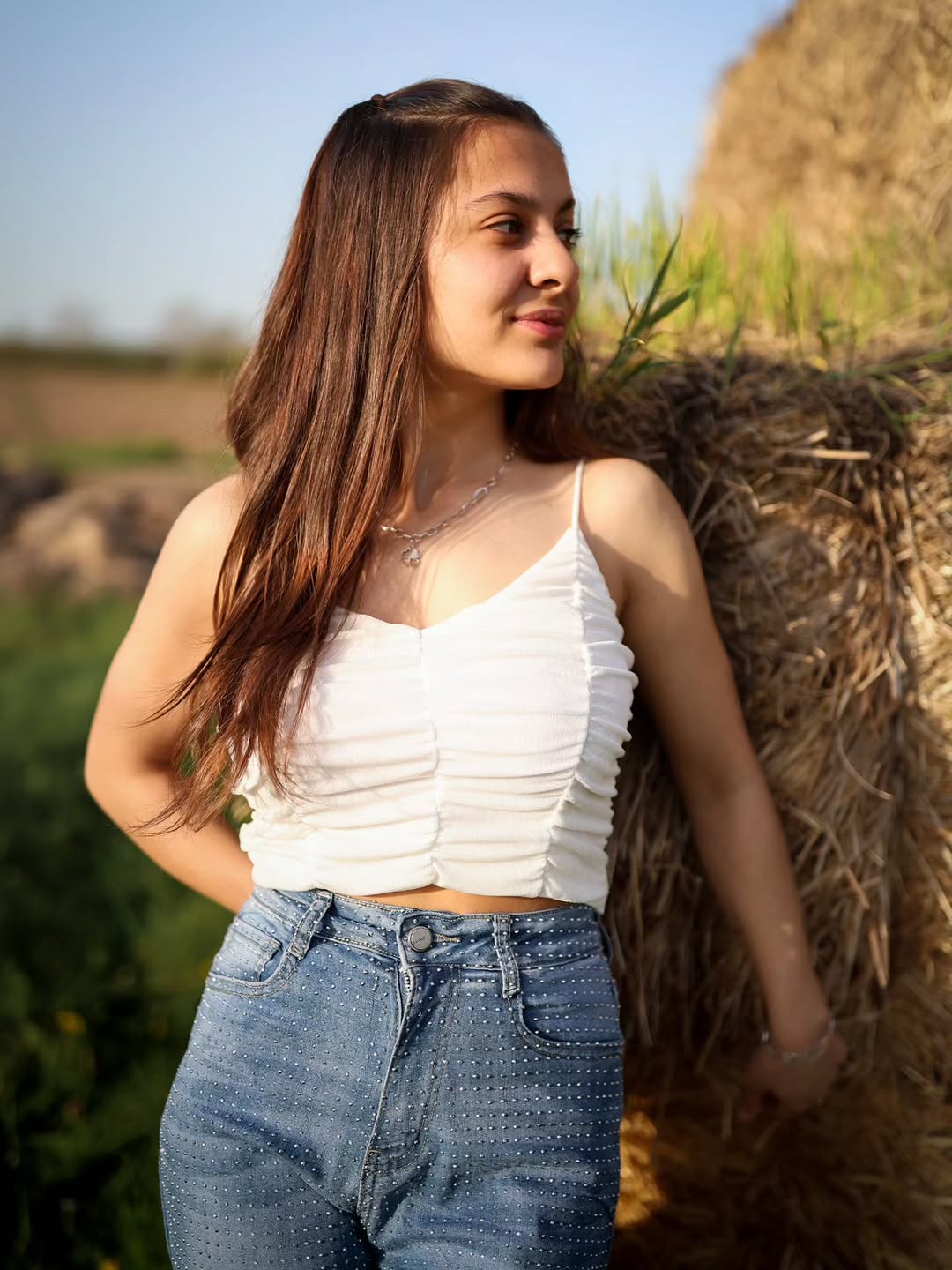 Golden hour, soft light, and a calm soul ✨