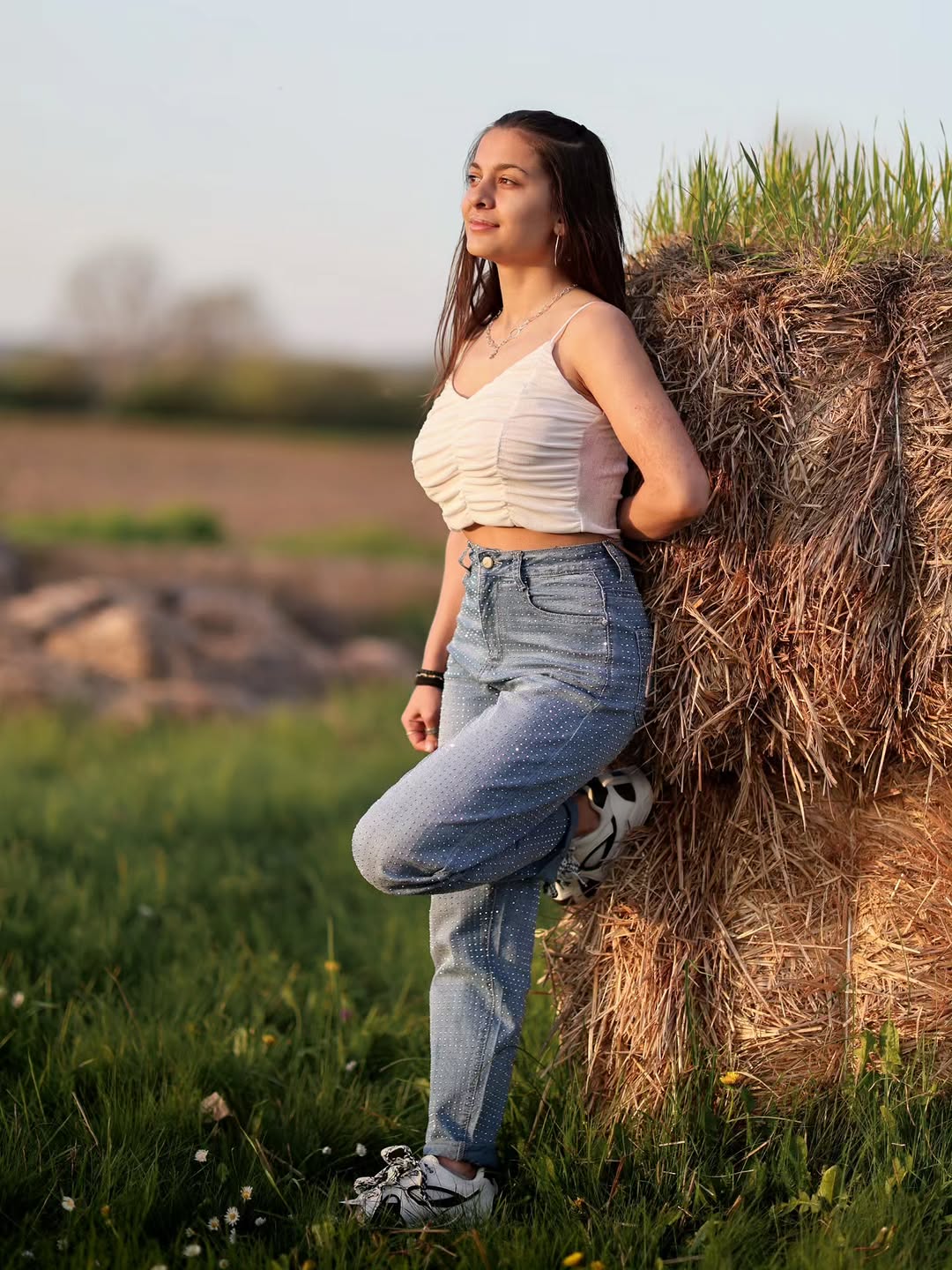 Golden hour, soft light, and a calm soul ✨